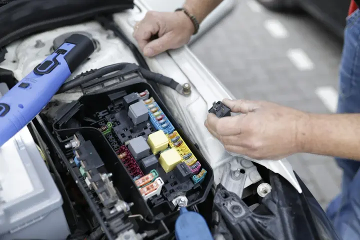Fix your car in Bedford